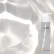 Load image into Gallery viewer, Glow-Essence Toner